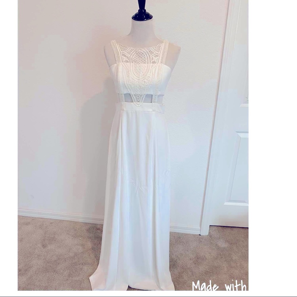 Beautiful white gown with lace detail